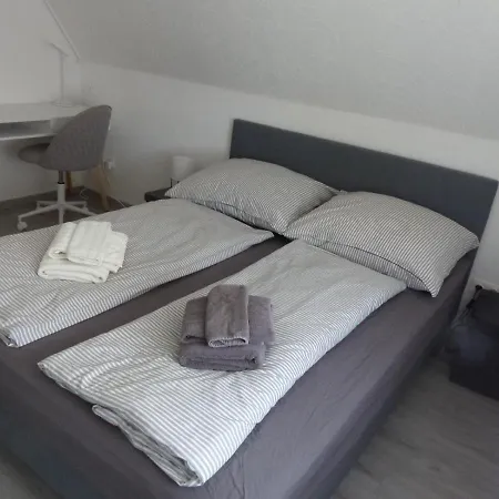 Apartment Ferienwohnung *